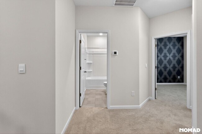 Building Photo - 821 Washington St