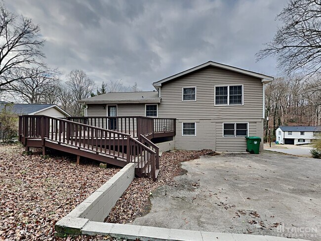 Building Photo - 2642 Hatfield Cir SE