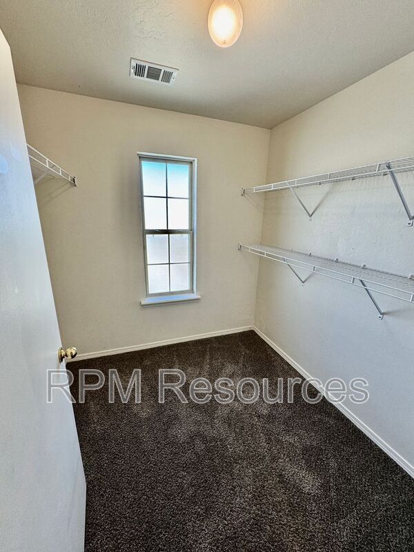 Building Photo - 8024 NW 74th St