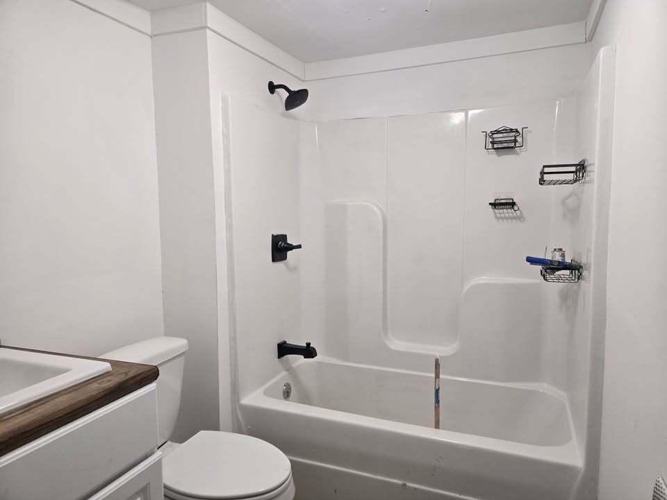 Building Photo - 130 Coin Ln