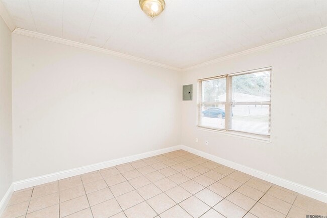 Building Photo - 27859 Frindik Ln
