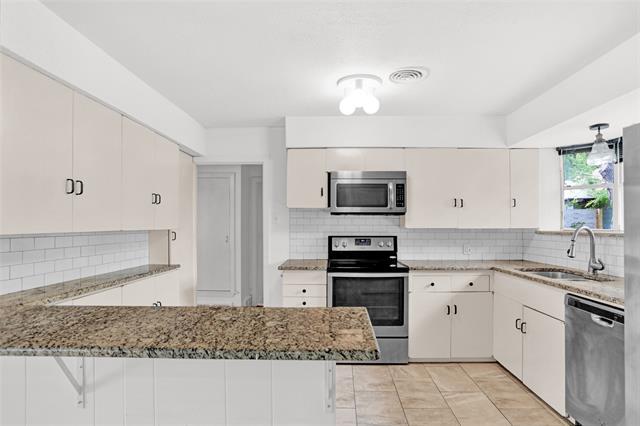 Building Photo - 10533 Solta Dr