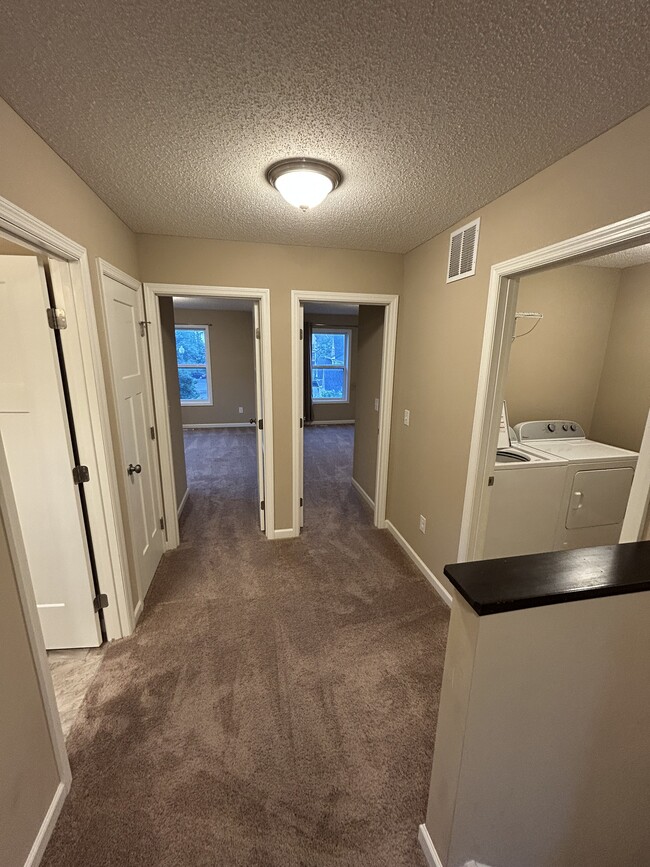 Building Photo - 1010 Van White Memorial Blvd