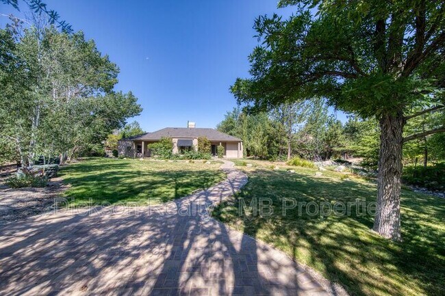 Building Photo - 4440 Juniper Trail
