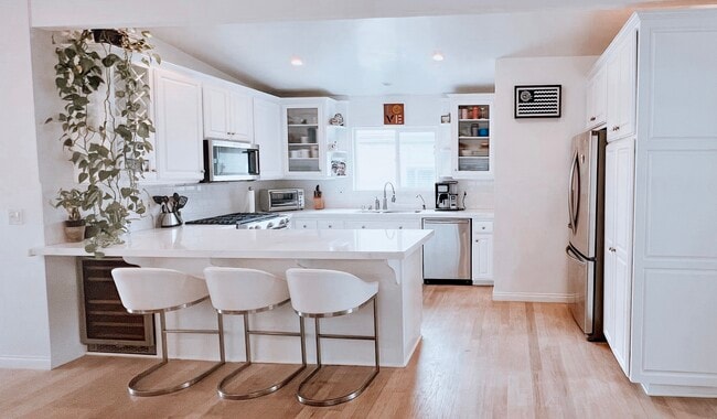 Primary Photo - 1230 2nd St