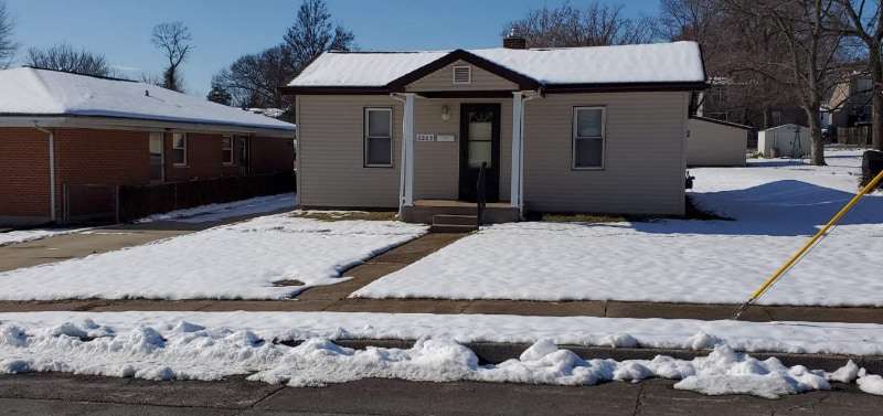 Primary Photo - 2203 Gaebler Ave