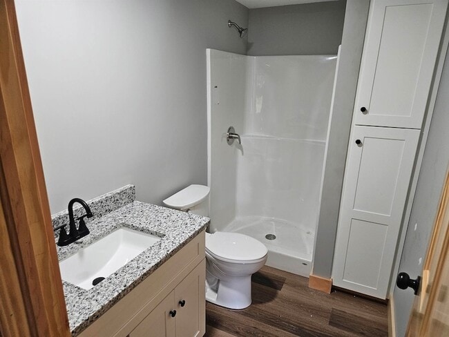 Building Photo - 19 Steele Dr