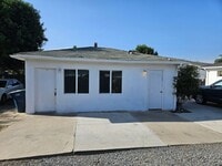 Building Photo - Wonderful 1 Bed 1 Bathroom Condo In Escondido - Call Today