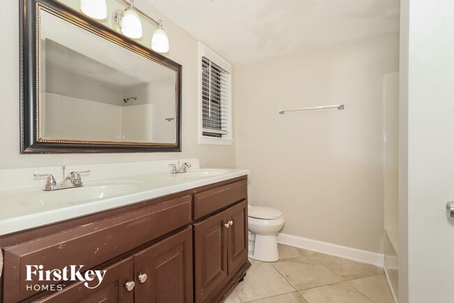 Building Photo - 3167 Lake Ranch Dr