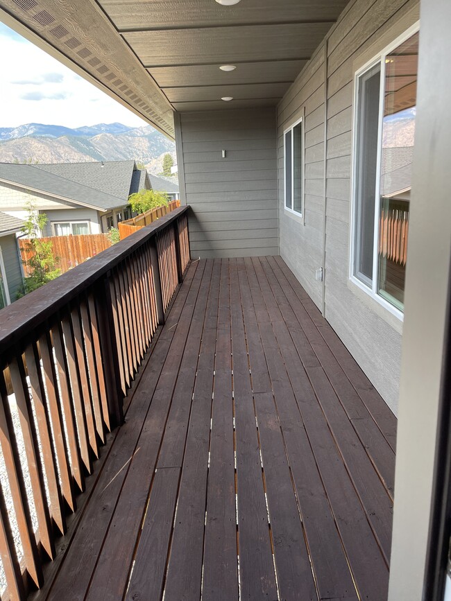 Building Photo - 608 Havenwood Dr