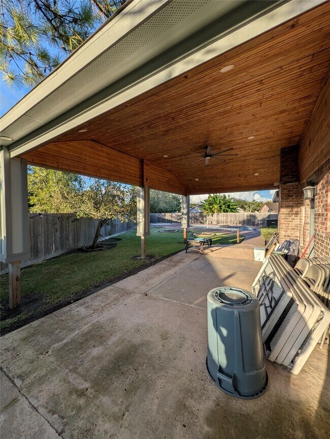 Building Photo - 11415 Poplarwood Ct