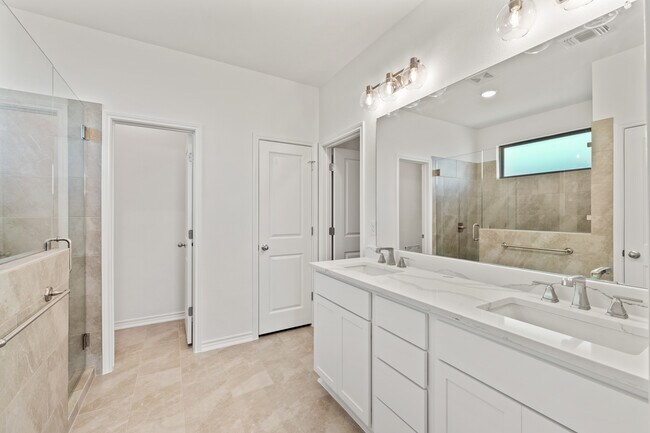 Building Photo - 7228 Caladium Dr