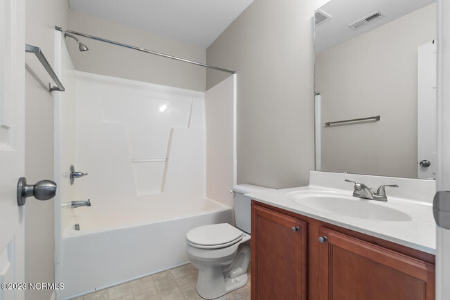 Building Photo - 9005 Banister Loop