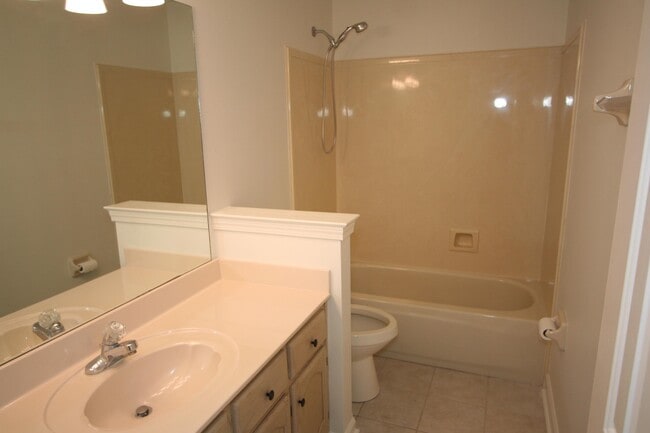 Building Photo - 1388 Milestone Dr