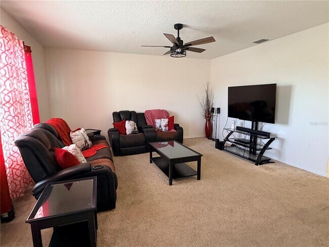 Building Photo - 1156 Cambridge Dr