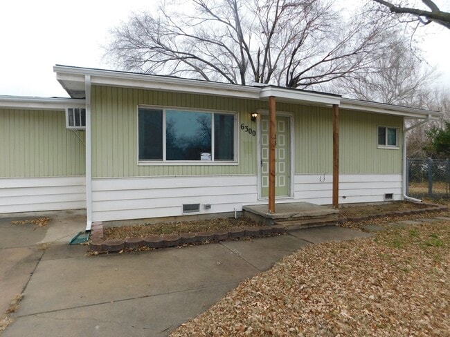 Building Photo - Beautiful 3 Bedroom 1 Bath Home