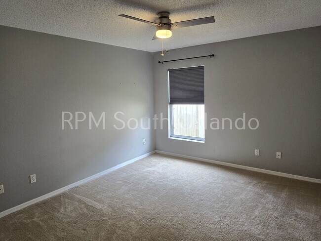 Building Photo - Southchase