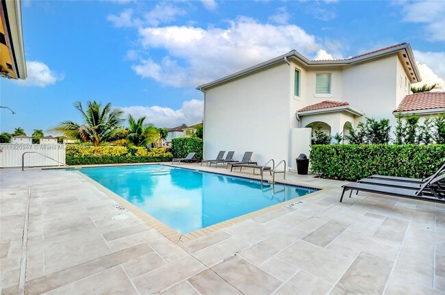 Building Photo - 11331 NW 44th Terrace