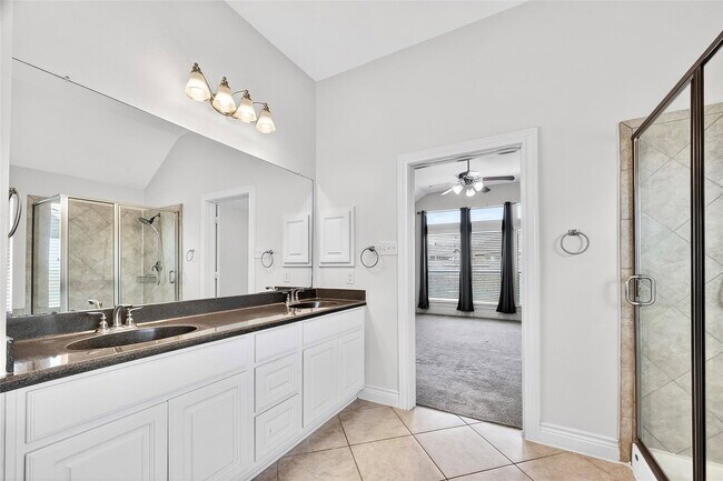 Building Photo - Summer Cloud Lane, Pearland, TX 77584 - 4 BR 2.5 BA single-family home