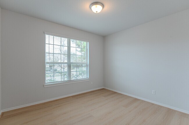 Building Photo - 59 Pioneer Canyon Pl