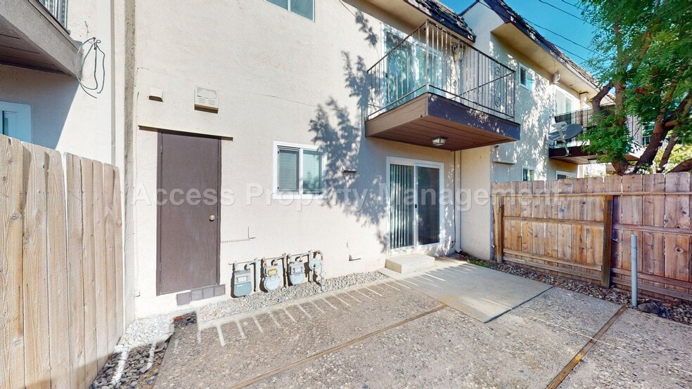 Building Photo - 229 Starr Ave