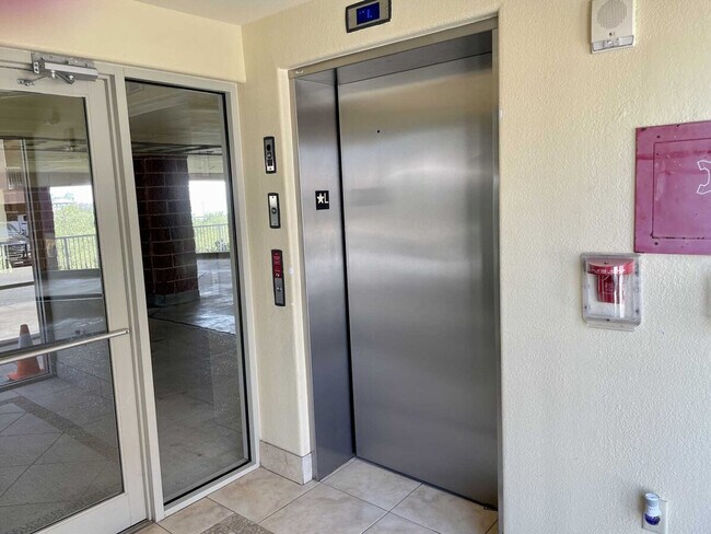 Building Photo - 4901 Laguna Blvd