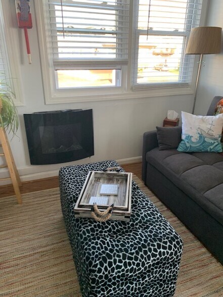 living room space - 615 Ocean Blvd