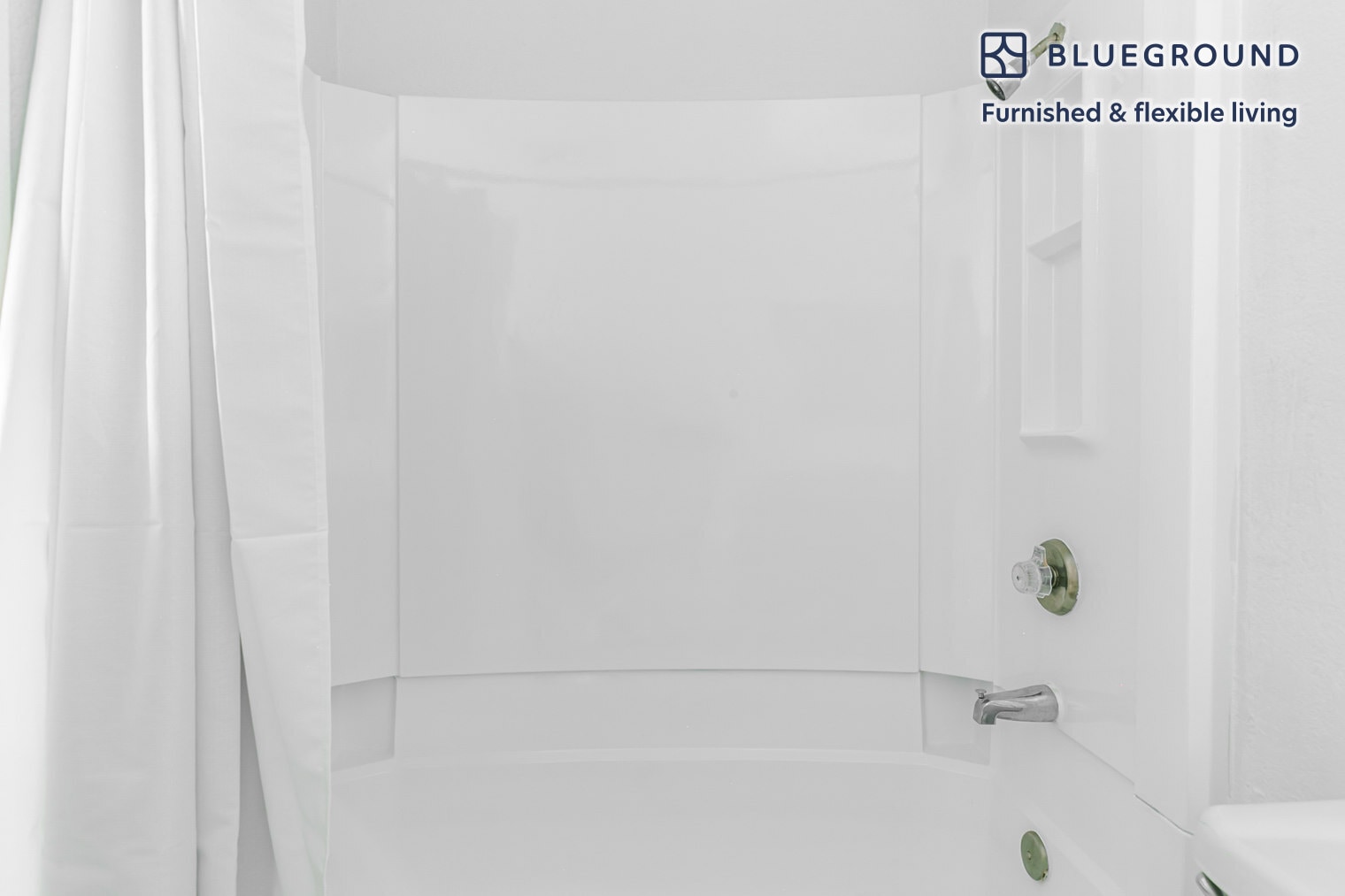 Building Photo - 1600 Villa St