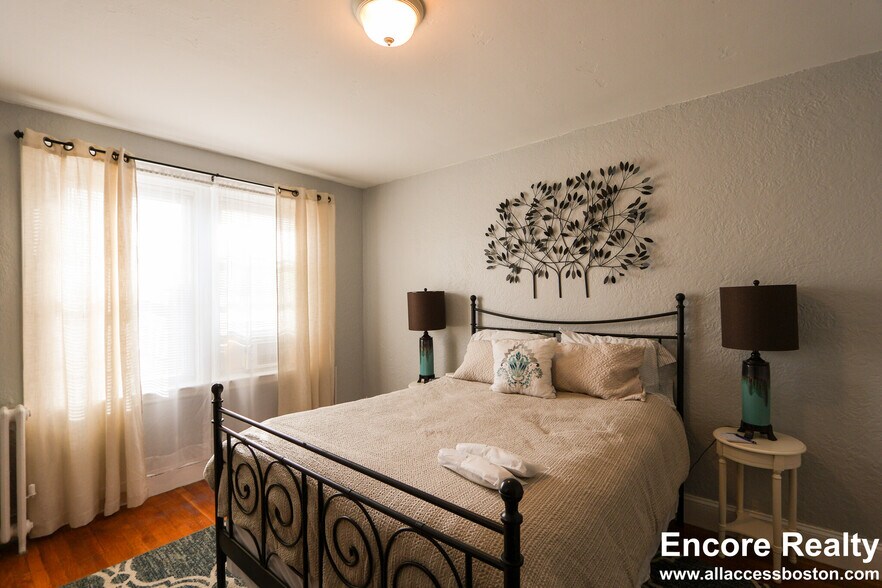 Building Photo - 90 Kilsyth Rd