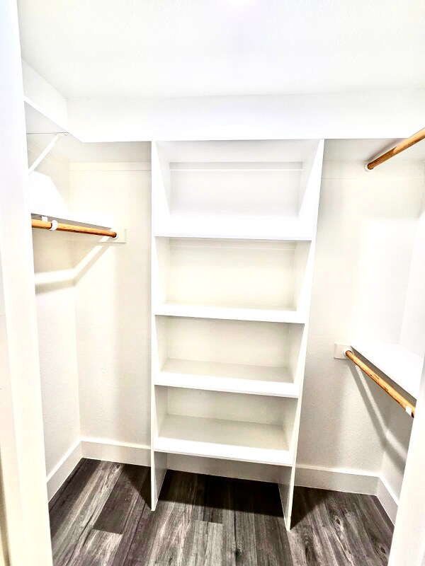 Building Photo - 220 W Bond St