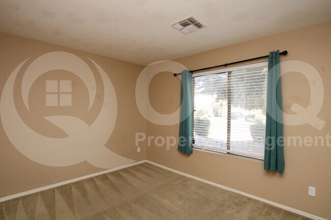 Building Photo - 10234 E Javelina Ave