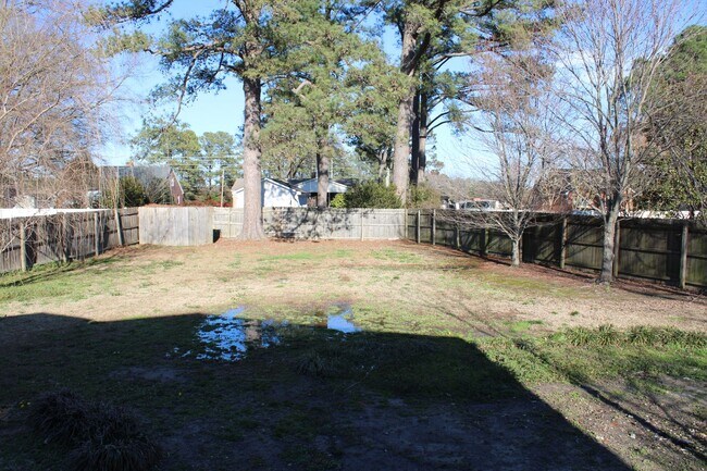Building Photo - 3001 Canal Dr NW