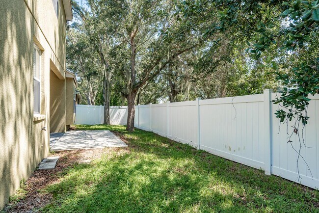 Building Photo - 4515 Fieldview Cir