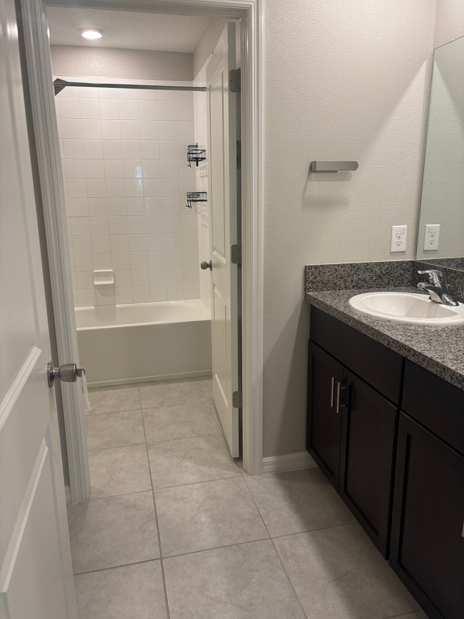 Building Photo - 9663 Channing Hill Dr