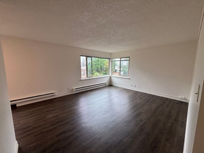 Interior Photo - The Norman Apartments