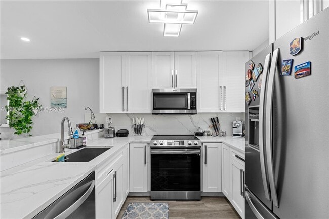 Building Photo - 13408 SW 62nd St