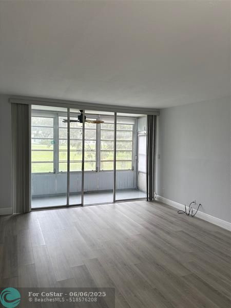 Building Photo - 8411 Lagos De Campo Blvd
