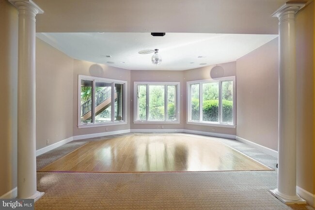 Building Photo - 9864 Walker Glen Ct