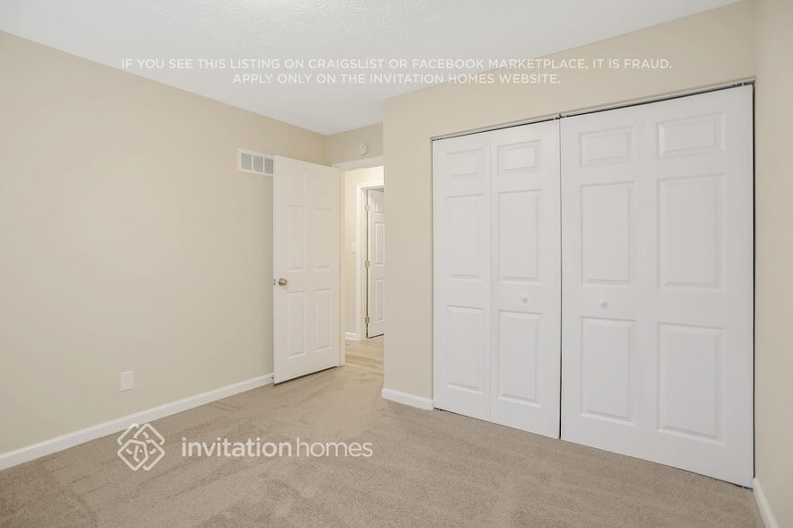 Building Photo - 1439 Summit Chase Dr SW