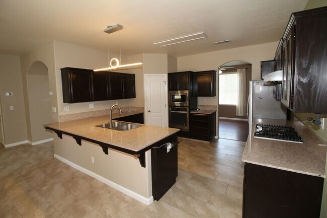 Building Photo - Cute Two-Story Home With Pool & RV Parking