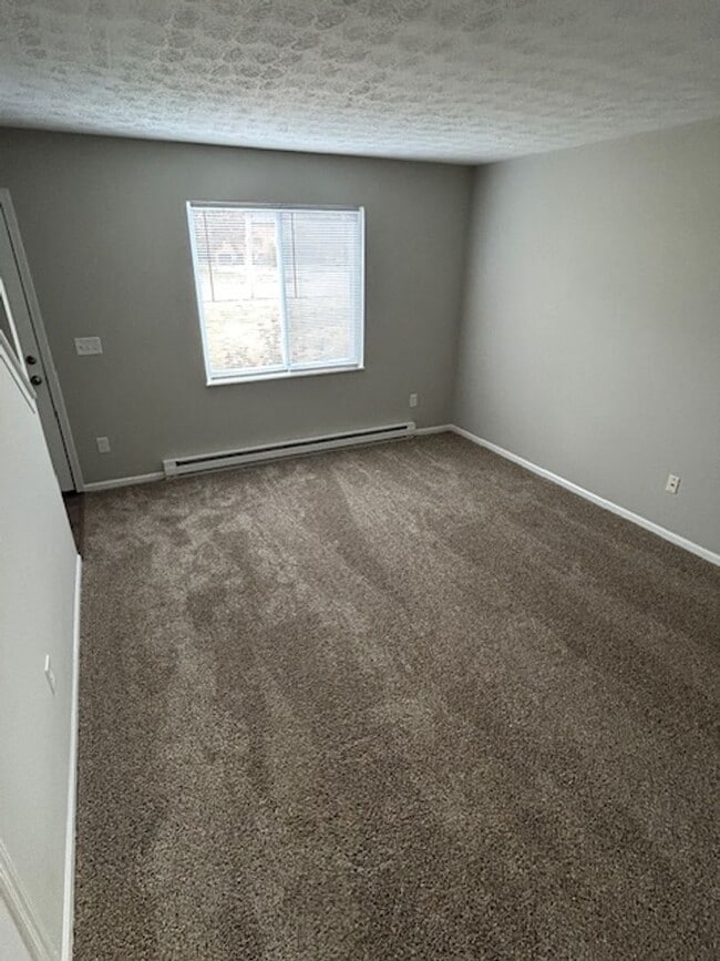 Building Photo - Find Your Perfect Home at Bunker Hill Court