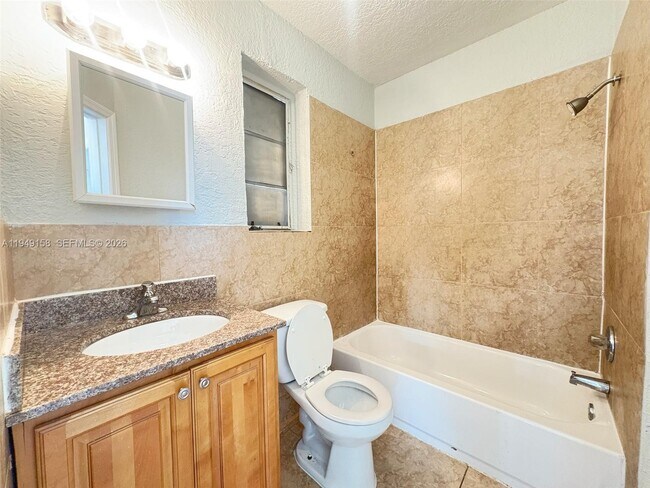 Building Photo - 2525 N 23rd Ave