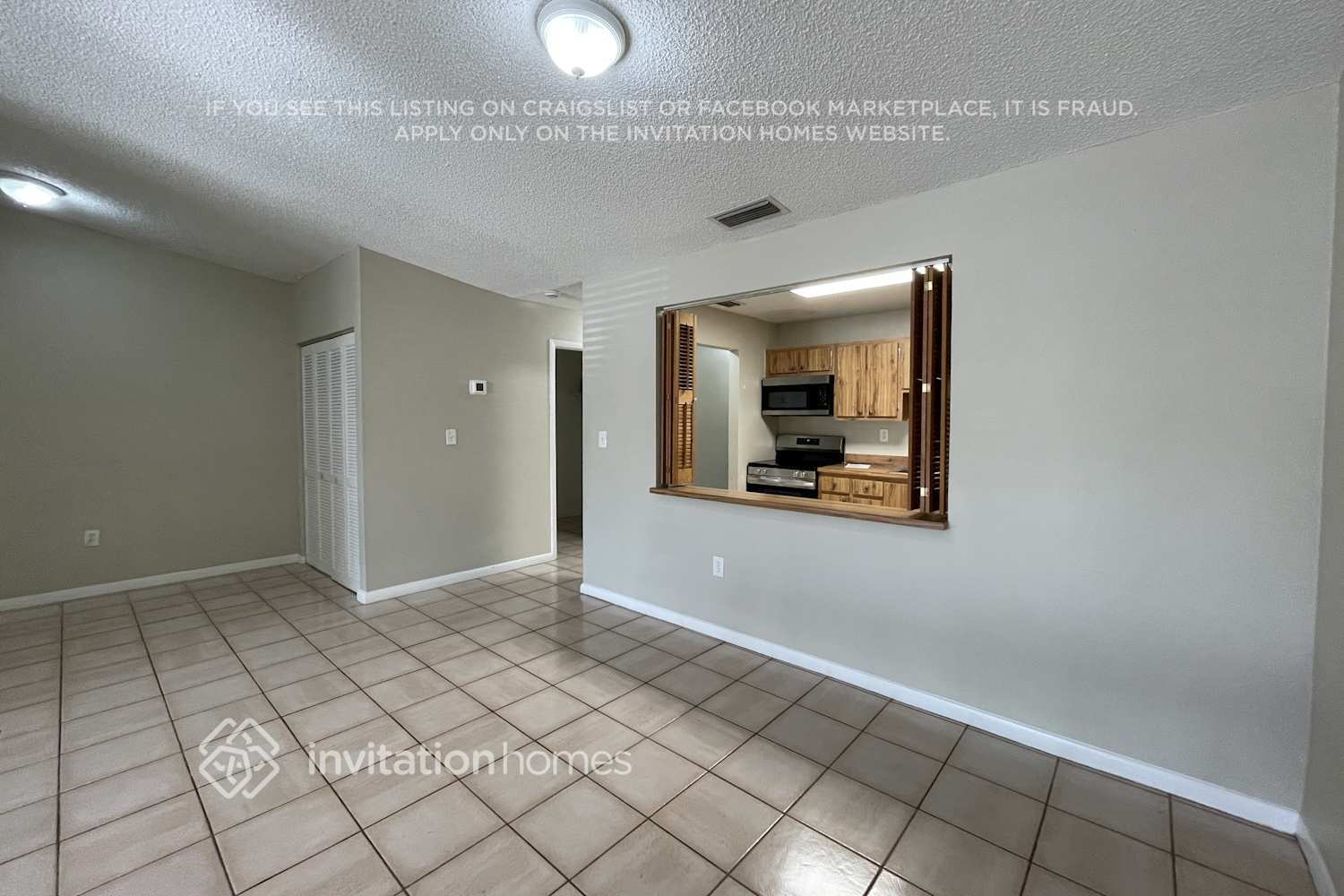 Building Photo - 11221 SW 117th Ct