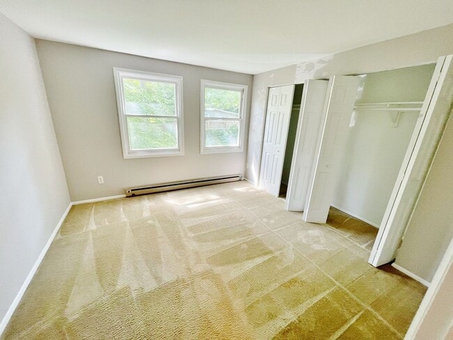 Building Photo - 3 Bedroom in Woodmoor available ASAP!!