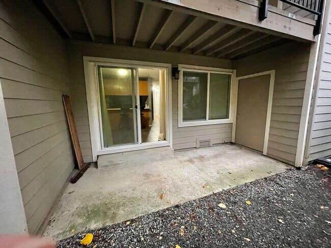 Building Photo - 19853 25th Ave NE