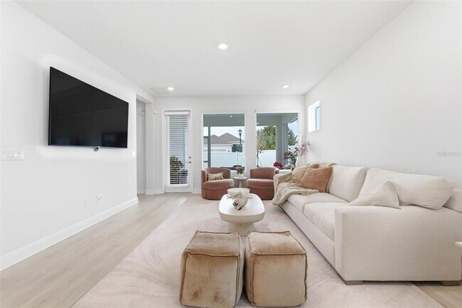 Building Photo - 28905 Orange Berry Dr