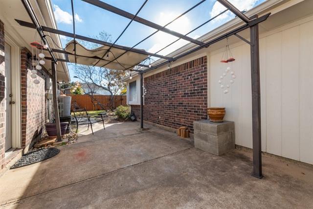 Building Photo - 1018 Winslow Dr