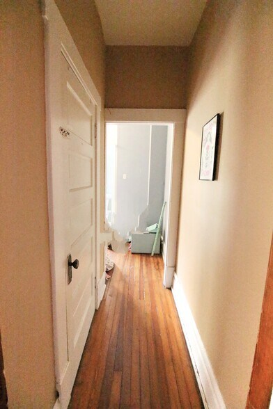Hallway from kitchen to Bdrm - 70 E Hudson St