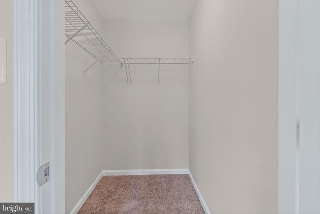 Building Photo - 1706 Fernwood Dr