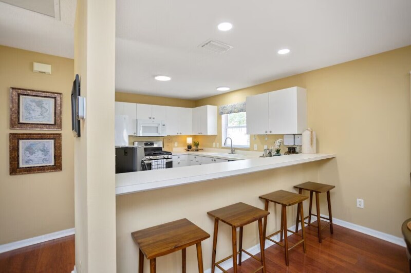 Building Photo - 1807 Dalton Dr